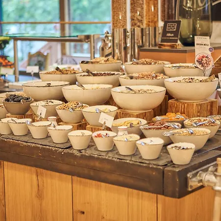 Barbarahof 4* ザールバッハ・ヒンターグレム