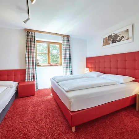 Hotel Hotel Barbarahof Saalbach 4*