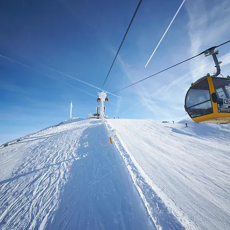 Hotel Barbarahof Saalbach Hotell 4*