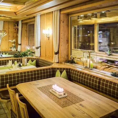 Hotell Hotel Barbarahof Saalbach 4*